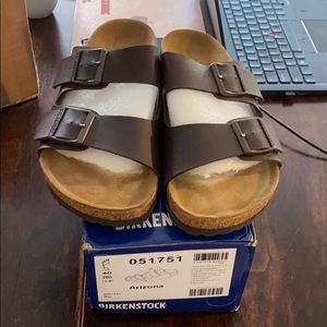 NWT Women’s Arizona Birkenstock’s